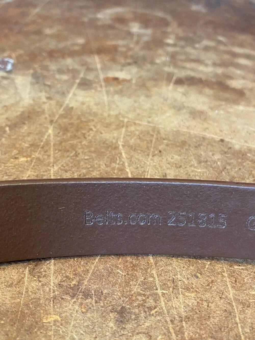 Brown Alligator Embossed Leather Belt Horseshoe Shaped Brass Buckle Size 34